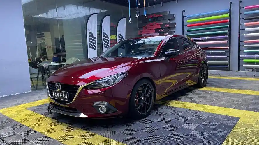 马自达昂克赛拉全车改色贴膜液态龙血红_马自达3 昂克赛拉车友圈_懂车