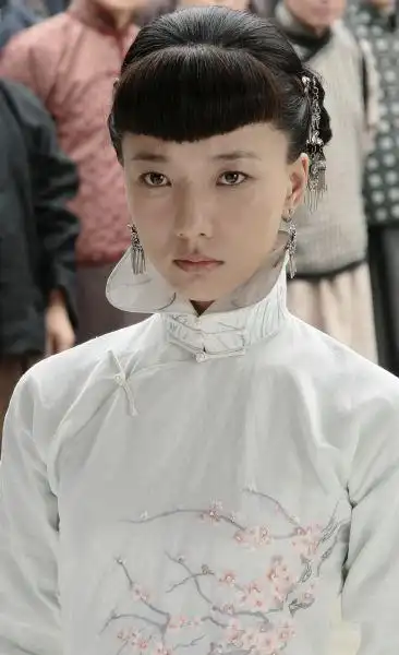 王珞丹扎实转型王珞丹从头修炼演技杨志刚,王珞丹新浪娱乐讯 电视剧